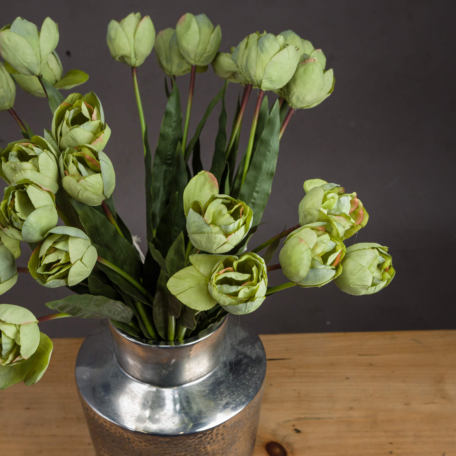 Hill Interiors Green Tulip
