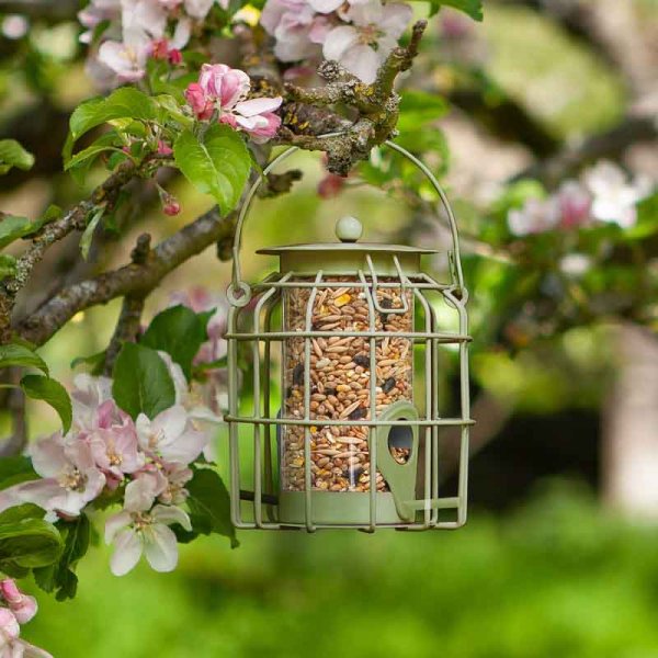 Smart Garden Compact Squirrel Proof Seed Feeder