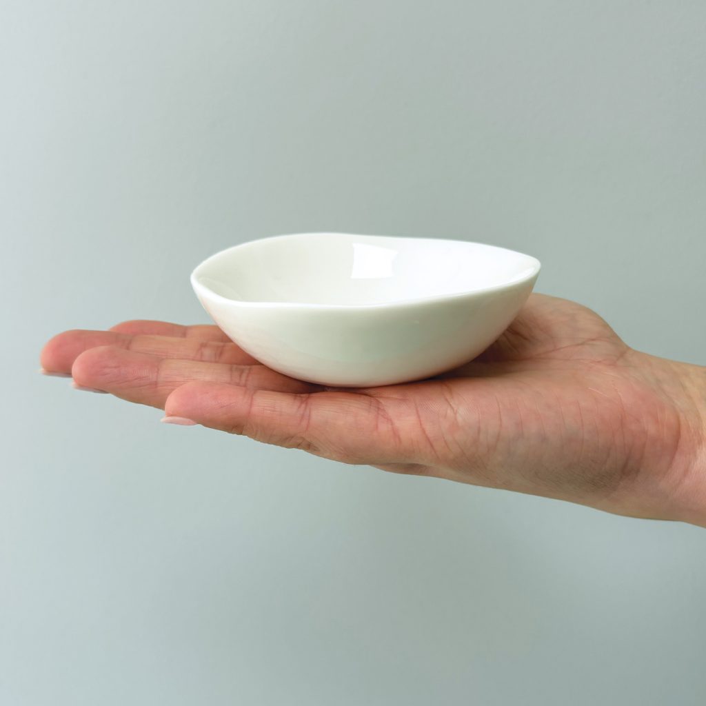 East of India Med Wobbly Bowl "Home Is Where Heart Is"