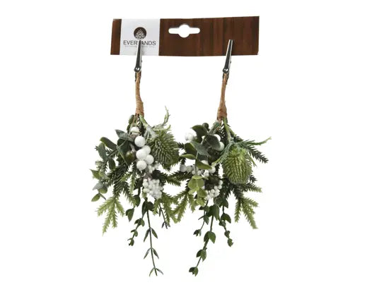 Thistle Clip White Berries Green Berries