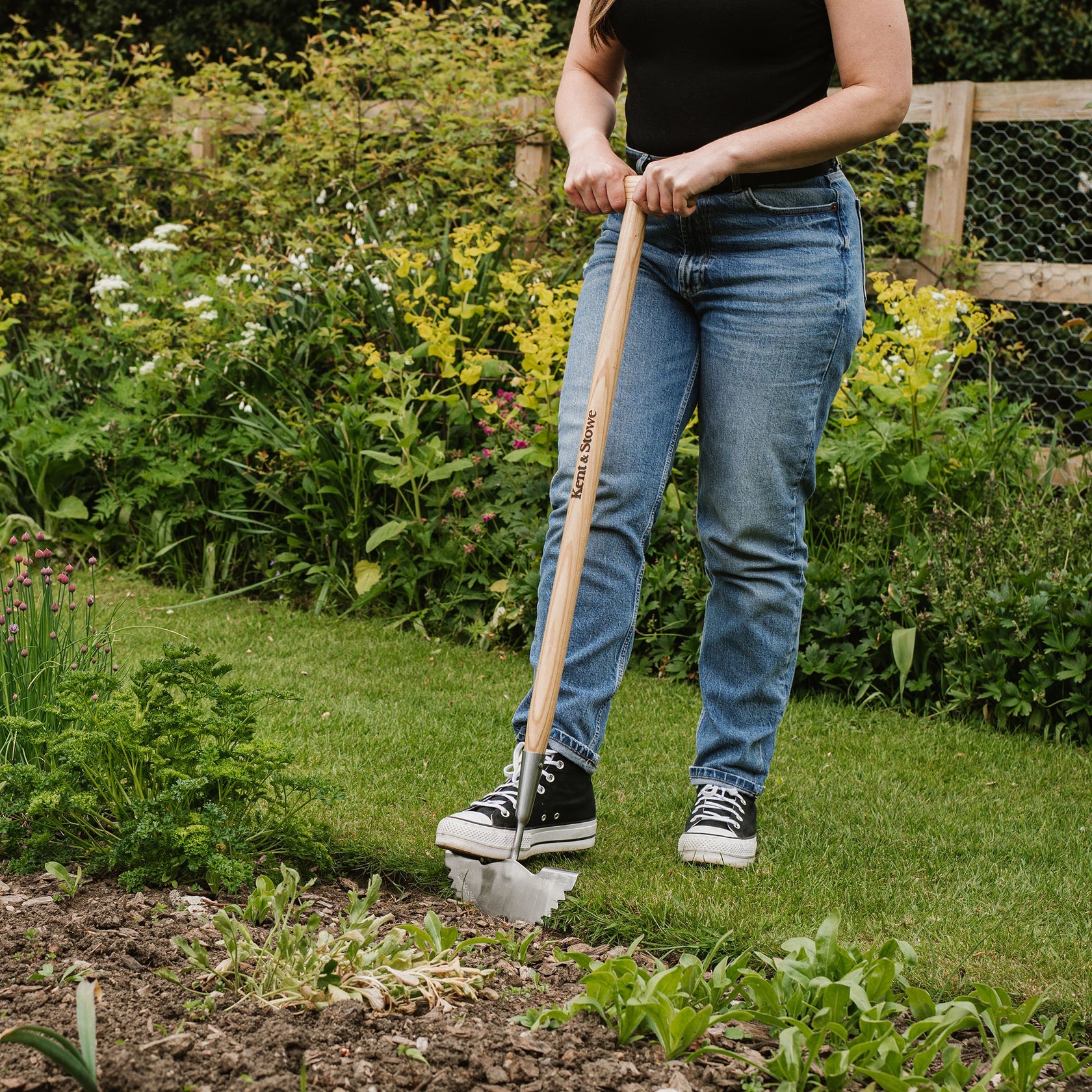 Kent & Stowe Stainless Steel Edging Iron