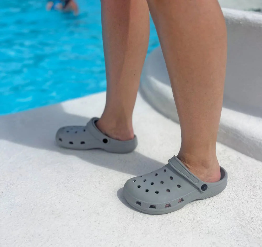 Town & Country Casual Cloggies® Soft Grey