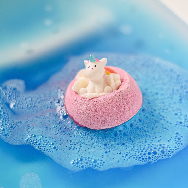 Bomb Cosmetics Born to be a Unicorn Blaster