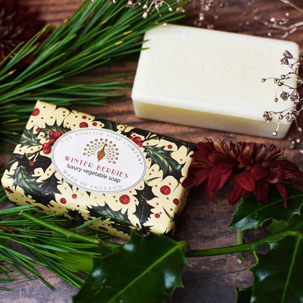 The English Soap Company Winter Berries Christmas Soap