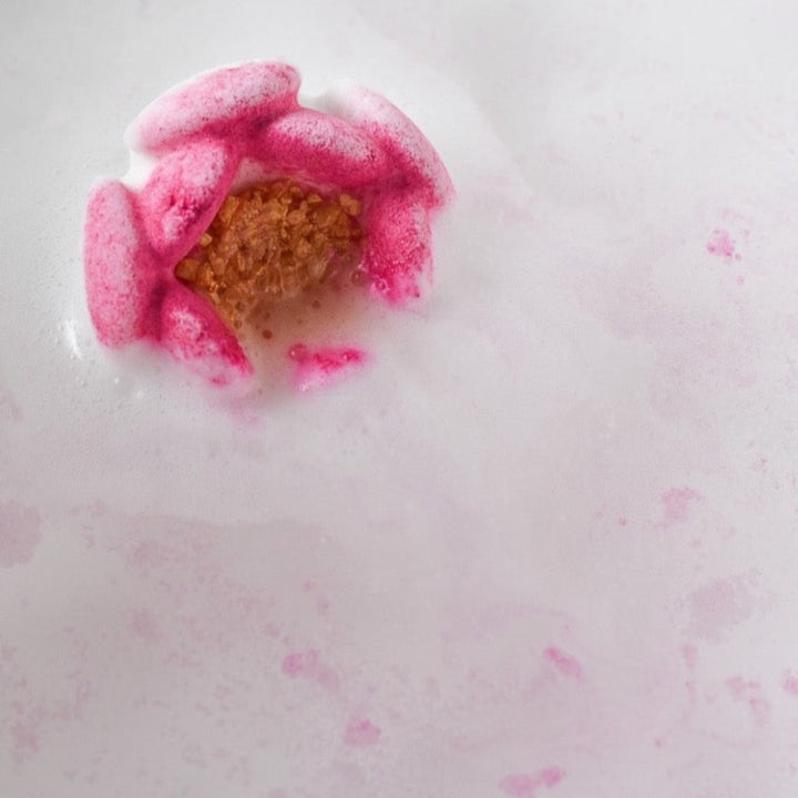 Bomb Cosmetics Peony Blush Bomb Raw Bath Blaster
