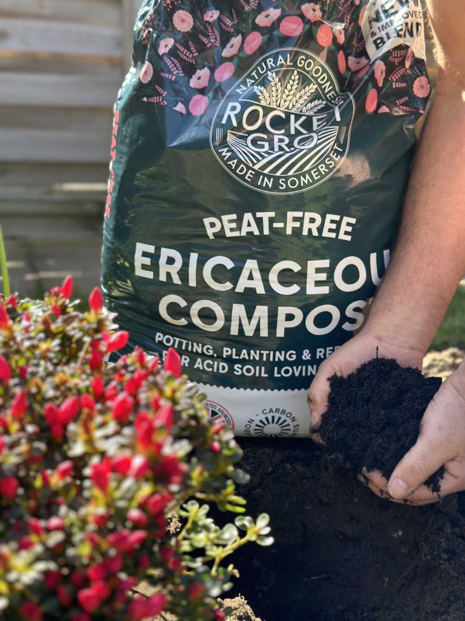 Rocket Gro Peat-Free Ericaceous Compost 40 Litres