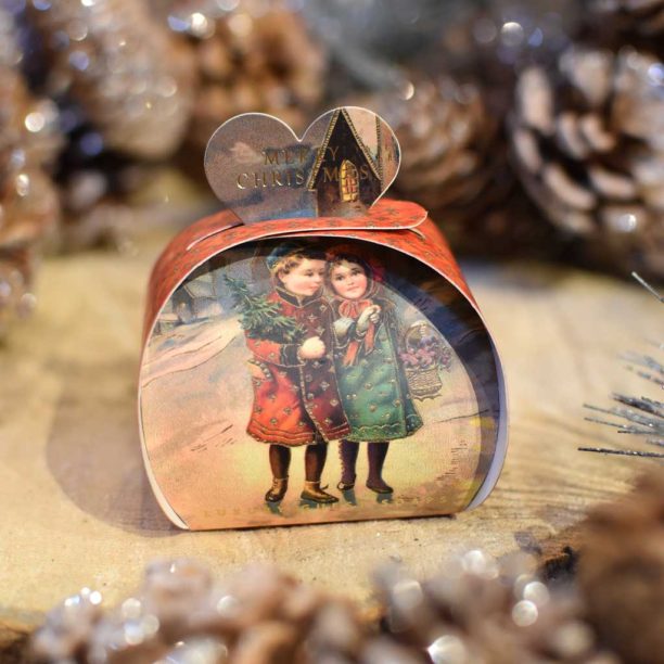 The English Soap Company White Christmas Heart Guest Soaps