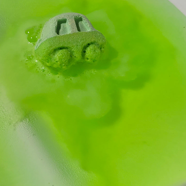 Bomb Cosmetics Lightening McClean Mini Bomb