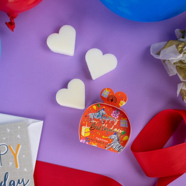 The English Soap Company Occasions Happy Birthday Heart Guest Soaps