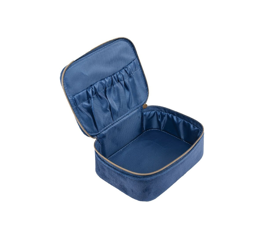 Wrendale 'Daisy Coo' Highland Cow Embroidered Accessory Case