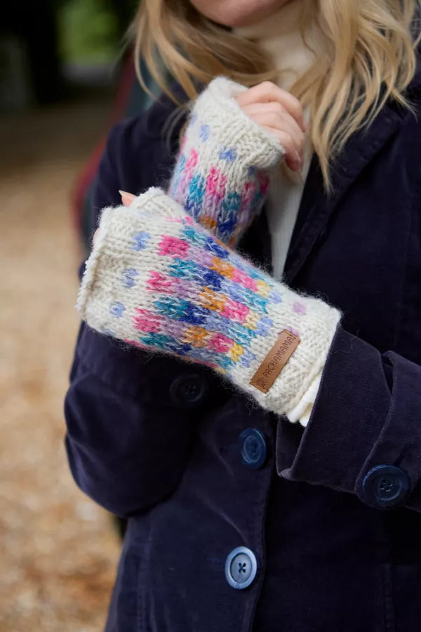 Pachamama Arundel Handwarmer Oatmeal