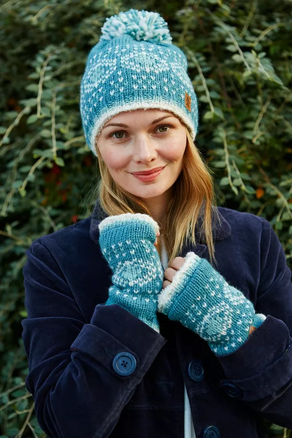 Pachamama Pentle Bay Bobble Beanie
