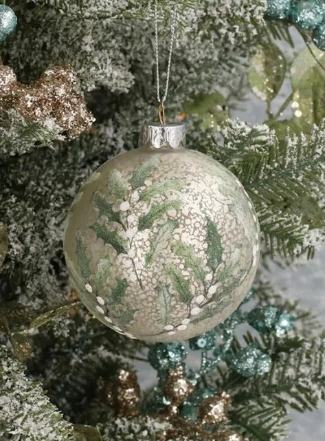 Gisela Graham Antique White & Silver w Holly & White Berry Ball