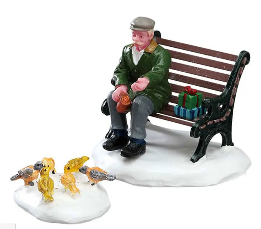 Lemax Feeding Pigeons Set Of 2 42905