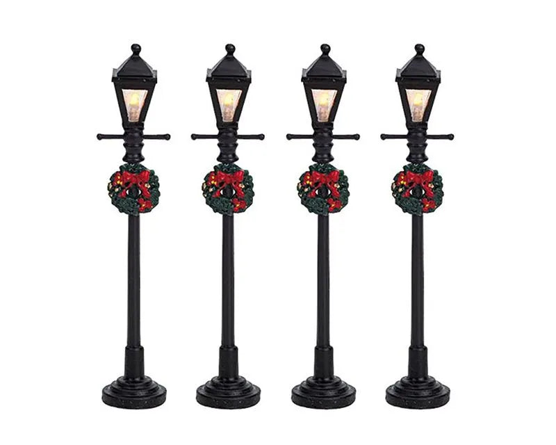 Lemax Gas Lantern Street Lamp Set Of 4 B/O 64498