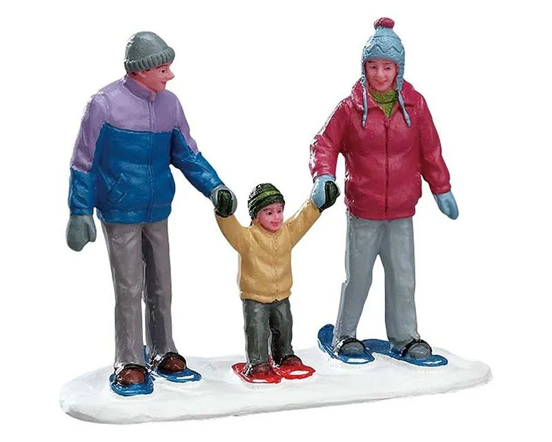 Lemax Snowshoe Family 52336