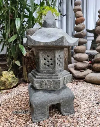 Tripod Stone Lantern C 30x30x55cm