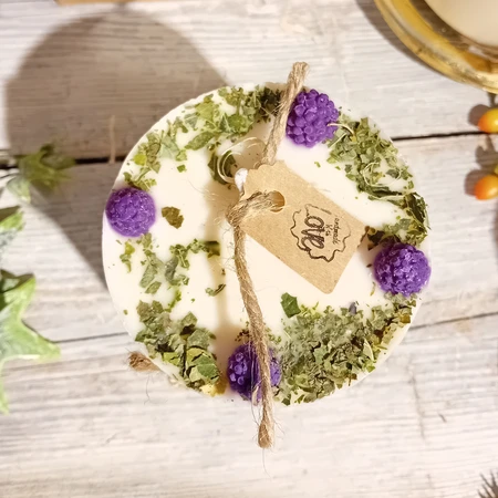 Medium Candles with Blackberry, Muscat Grapes