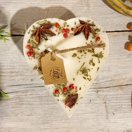 Heart Shape Mulled Wine Scented Candles With Star Anise & Red Berries D 7.5 H 5 cm