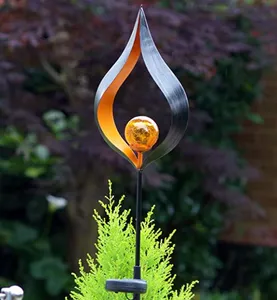 G/K Teardrop Flamelight Solar Light