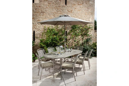 Hartman Berkeley 8 Seat Oval Set - image 1