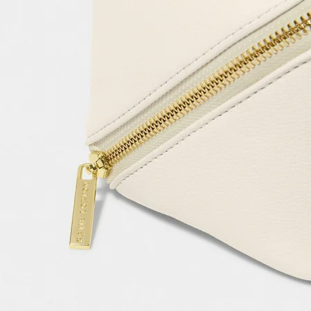 LARGE MAKE UP / WASH BAG | Off White | 14cm x 25cm x 14cm - image 2