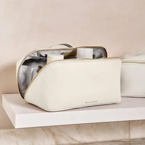 LARGE MAKE UP / WASH BAG | Off White | 14cm x 25cm x 14cm - image 3