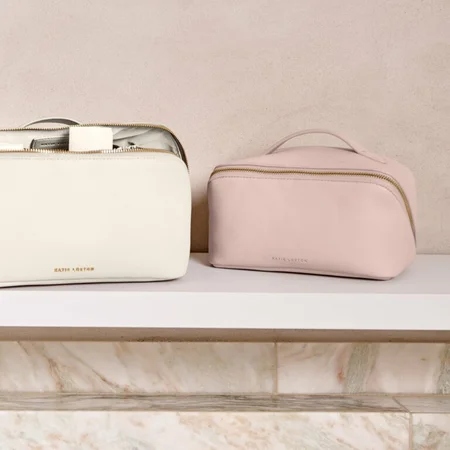 MEDIUM MAKE UP / WASH BAG | Dusty Pink | 11.5cm x 21cm x 11.5cm - image 3