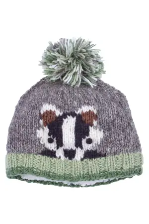 KIDS ANIMAL BOBBLE HAT BASIL THE BADGER