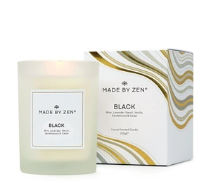Signature Scented Candle Black - image 1