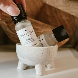 BLACK SCENTED OIL - image 2