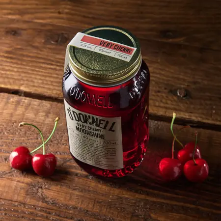 O'Donnell Very Cherry 700ml - image 2