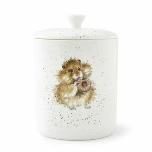 Biscuit Barrel (Hamster)